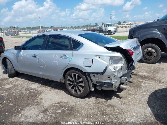 Nissan Altima 2.5 Sv 2018 1N4AL3AP4JC118762 Image 13