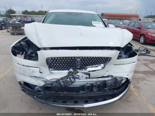 2LMPJ6J9XMBL03531 Lincoln Nautilus Standard