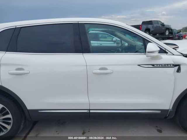 2LMPJ6J9XMBL03531 Lincoln Nautilus Standard