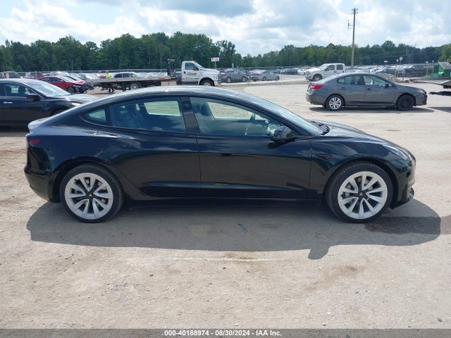 Tesla Model 3 Rear-wheel Drive 2022 5YJ3E1EA2NF290000 Image 13
