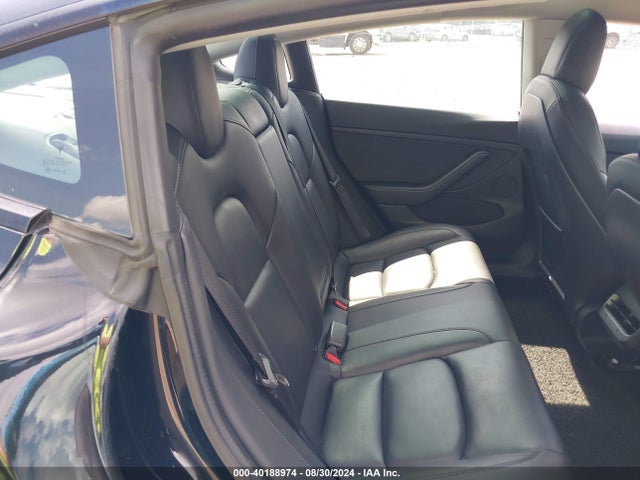 Tesla Model 3 Rear-wheel Drive 2022 5YJ3E1EA2NF290000 Image 8
