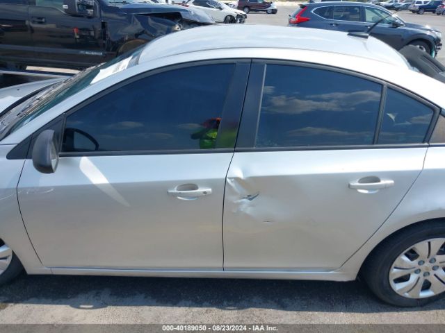 1G1PA5SH7E7474563 Chevrolet Cruze Ls Auto