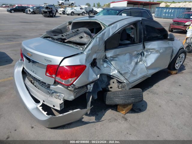 1G1PA5SH7E7474563 Chevrolet Cruze Ls Auto