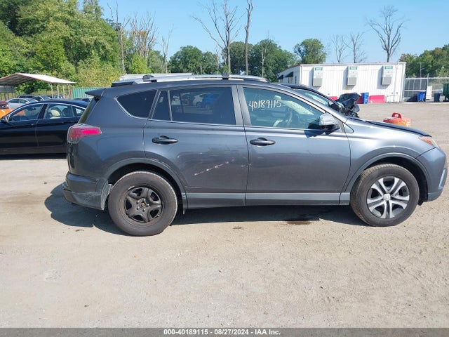 Toyota RAV4 LE 2017 JTMBFREV4HD204238 Image 13