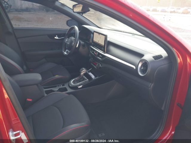 3KPF44AC3NE495582 KIA FORTE GT