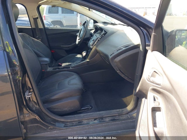 Ford FOCUS SE 2015 1FADP3K29FL326826 Image 5