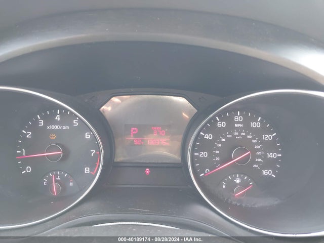 KIA SEDONA LX 2016 KNDMB5C19G6111022 Image 7