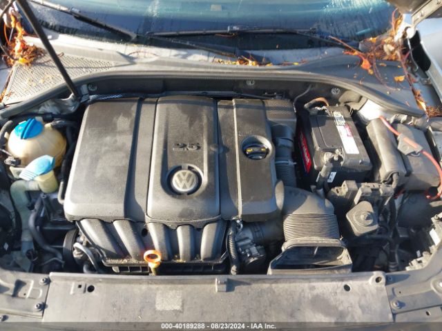 1VWAP7A36EC011735 Volkswagen Passat 2.5l S