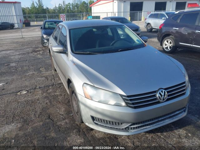 1VWAP7A36EC011735 Volkswagen Passat 2.5l S