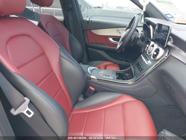 W1N0G8DB4MV271912 Mercedes-Benz Glc 300 Suv