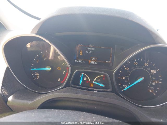 1FMCU0GD6JUB29280 Ford ESCAPE SE