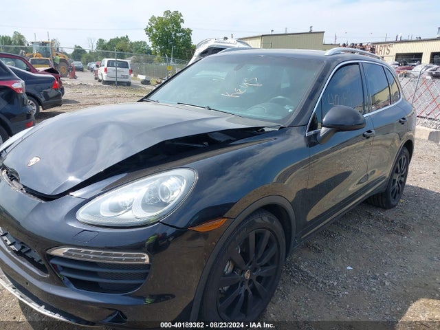 2012 PORSCHE CAYENNE WP1AB2A20CLA47363 Photo 1