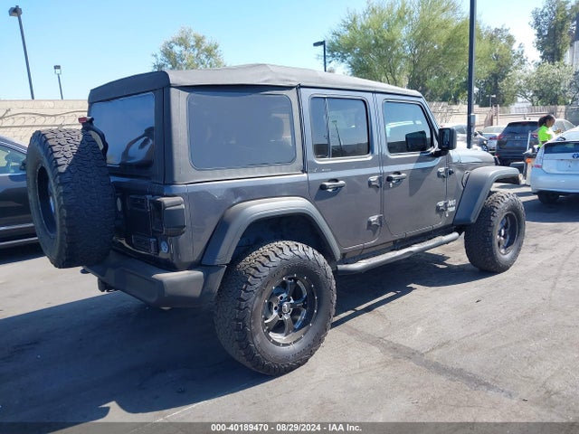 1C4HJXDN9JW316509 Jeep Wrangler Unlimited Sport S 4x4