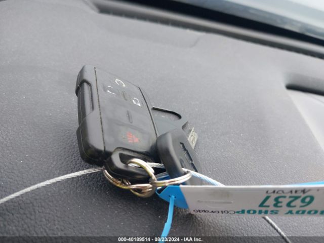 1GCGTCEN5J1106094 Chevrolet Colorado Lt