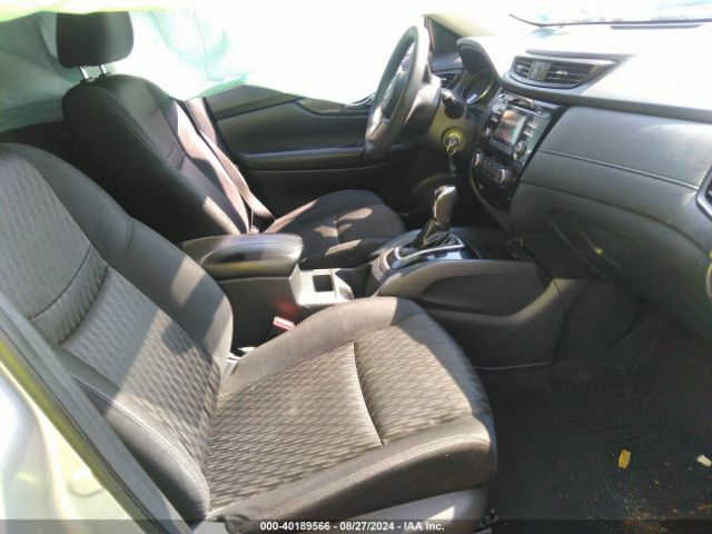 KNMAT2MV0HP562870 Nissan Rogue S/sl/sv