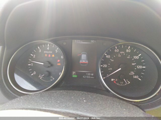 KNMAT2MV0HP562870 Nissan Rogue S/sl/sv