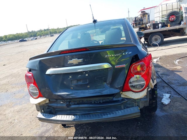 Chevrolet Sonic Ltz Auto 2016 1G1JE5SB0G4130034 Image 17