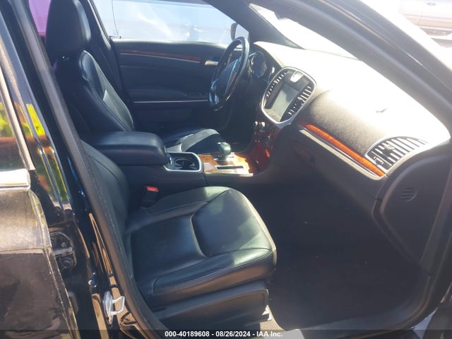 Chrysler 300 2014 2C3CCAAG2EH140788 Image 5