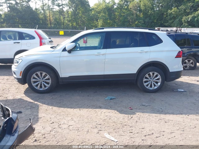3VV0B7AX1KM051443 Volkswagen Tiguan 2.0t S