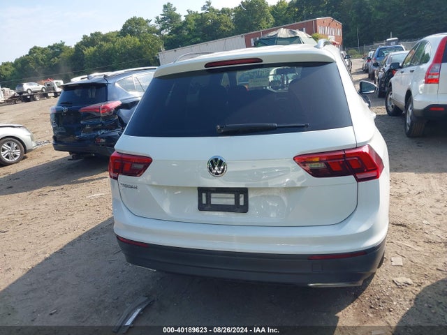 3VV0B7AX1KM051443 Volkswagen Tiguan 2.0t S