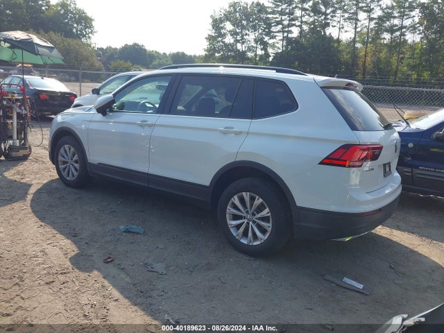 3VV0B7AX1KM051443 Volkswagen Tiguan 2.0t S
