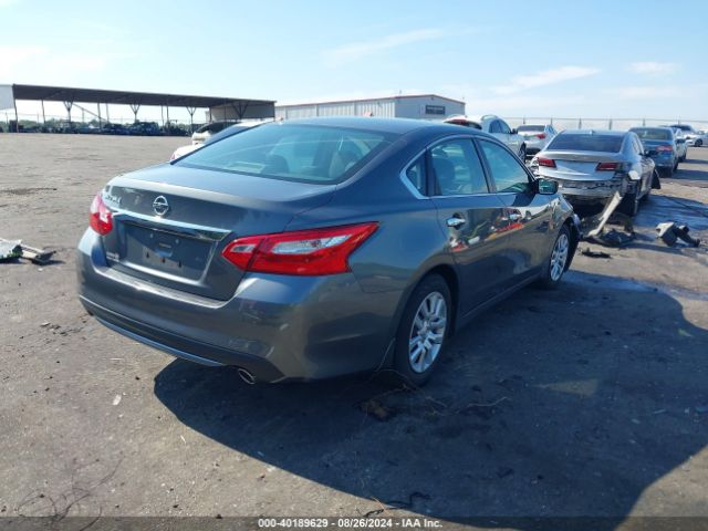 1N4AL3AP5HC254232 Nissan Altima 2.5 S