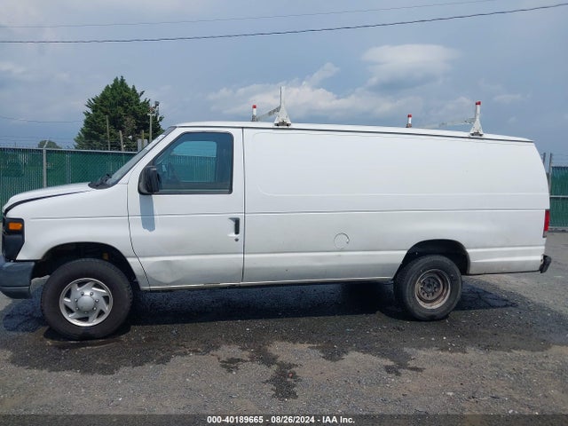 Ford E-250 Commercial 2014 1FTNS2EW9EDA83937 Image 14