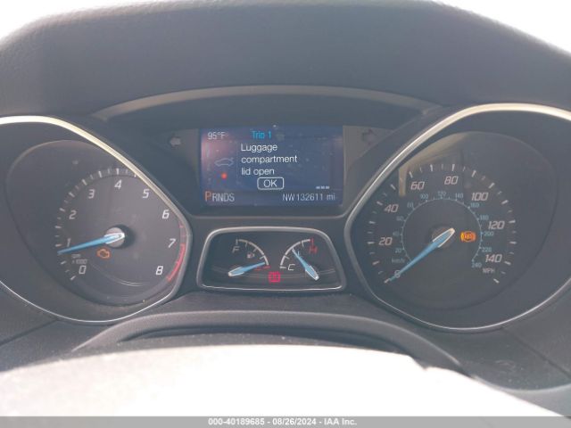 1FADP3F28EL354447 Ford FOCUS SE