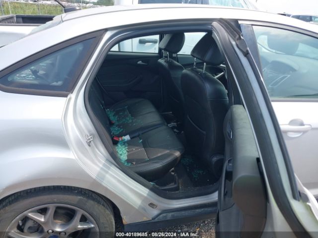 1FADP3F28EL354447 Ford FOCUS SE