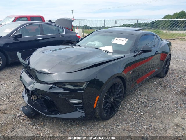Chevrolet Camaro 1lt 2018 1G1FB1RS6J0121253 Image 2