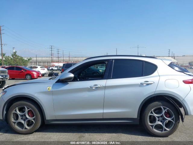 ZASFAKNN7J7B80679 Alfa Romeo Stelvio Ti Sport Awd