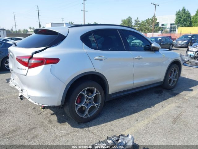 ZASFAKNN7J7B80679 Alfa Romeo Stelvio Ti Sport Awd