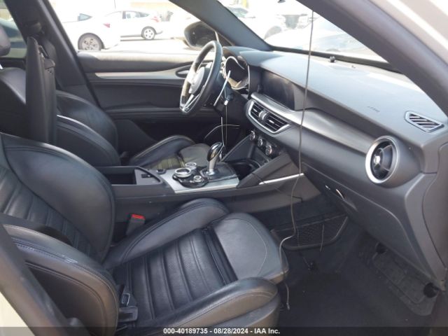 ZASFAKNN7J7B80679 Alfa Romeo Stelvio Ti Sport Awd