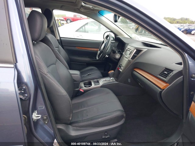 Subaru Outback 2.5i Limited 2014 4S4BRBLCXE3295321 Image 5