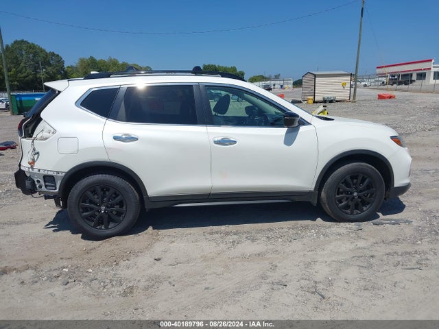 Nissan ROGUE SV 2018 5N1AT2MV8JC726570 Image 14