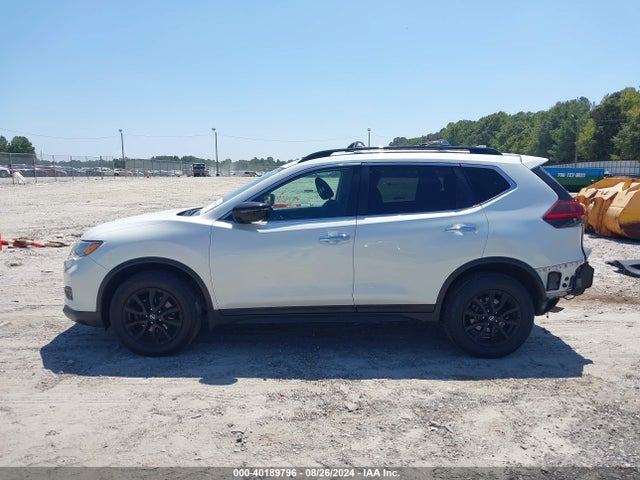 Nissan ROGUE SV 2018 5N1AT2MV8JC726570 Image 15