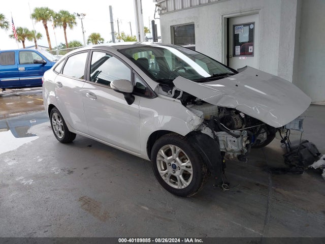 2015 3FADP4BJ7FM216109 main image