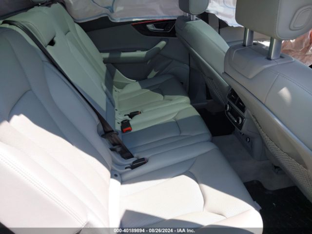 WA1VAAF79JD021768 Audi Q7 3.0t Premium