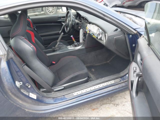 JF1ZNAA18E9708236 Scion FR-S