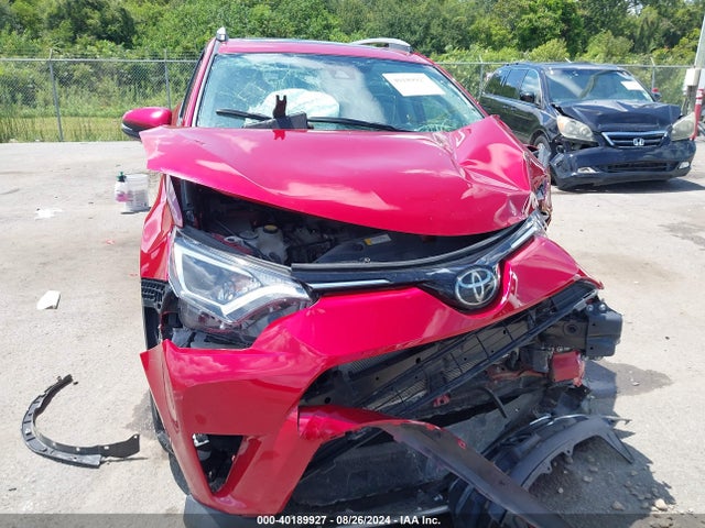 Toyota Rav4 Xle 2017 2T3WFREVXHW318359 Image 12