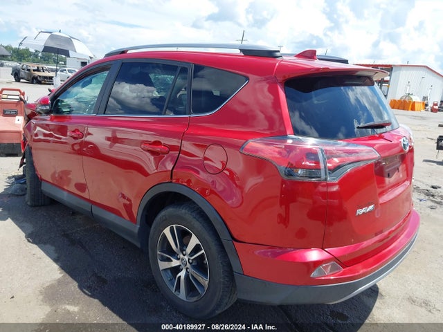 Toyota Rav4 Xle 2017 2T3WFREVXHW318359 Image 3