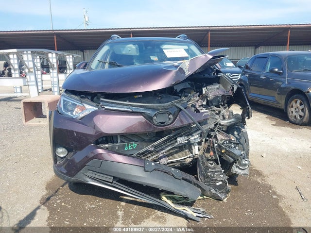 Toyota Rav4 Xle 2018 2T3RFREV6JW842286 Image 12