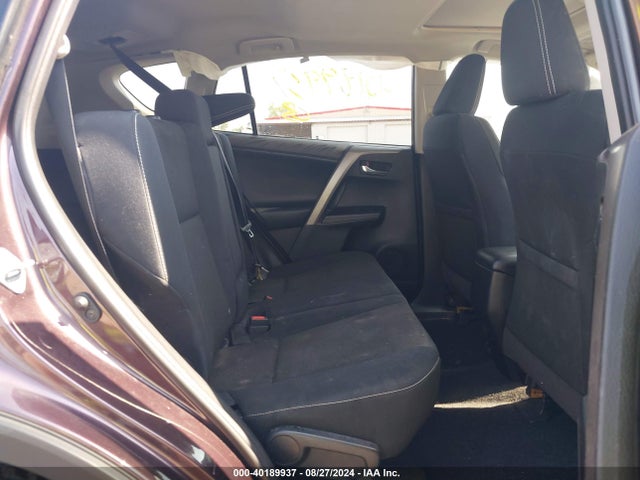 Toyota Rav4 Xle 2018 2T3RFREV6JW842286 Image 8