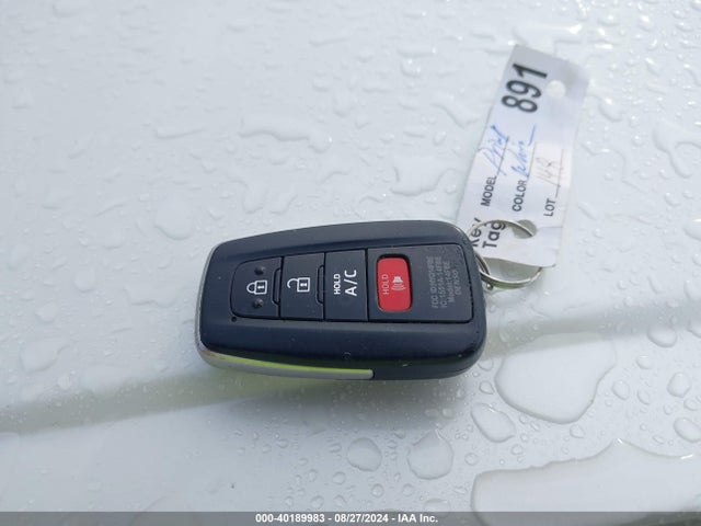 Toyota Prius Prime Premium 2018 JTDKARFP3J3068923 Image 11