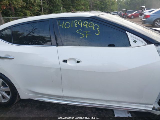 1N4AA6AP1HC394219 Nissan Maxima 3.5 Platinum