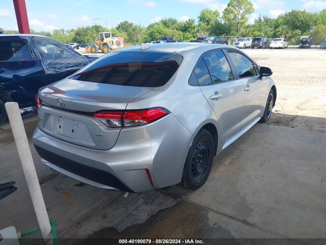 Toyota COROLLA LE 2022 JTDEPMAE6N3003378 Image 4