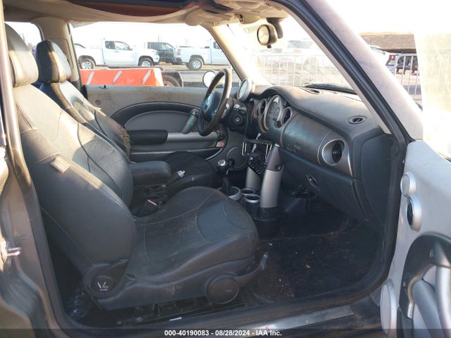 2003 MINI COOPER S WMWRE33493TD62551 Photo 4
