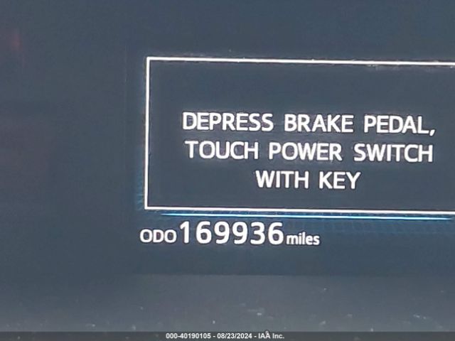 JTDZN3EU4HJ071469 Toyota Prius V Three