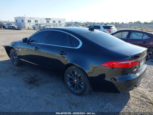 2019 JAGUAR XF SAJBJ4FX7KCY79176 Photo 2