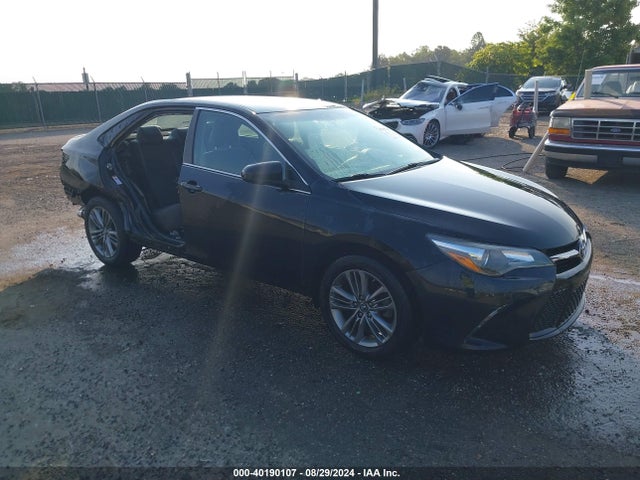 Toyota CAMRY SE 2017 4T1BF1FK9HU323954 головне зображення